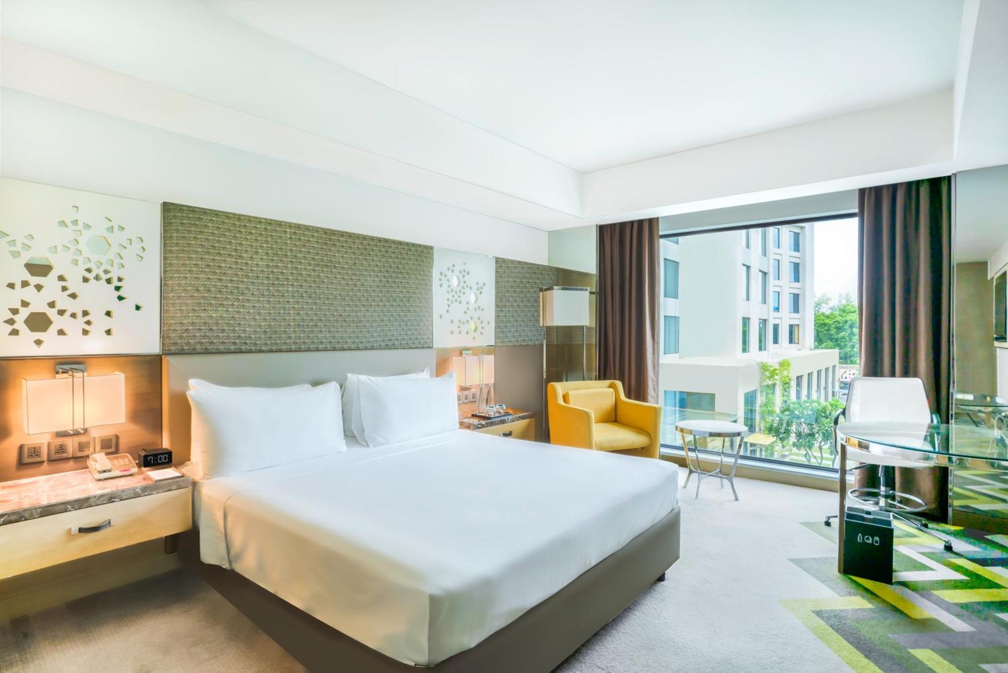 Deluxe King Room Enjoy INR 750 F&B Credit Spa Early check Late check-out Subject to availability